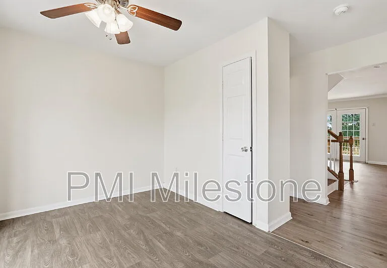 6581 Ewald Ct — Photo 20