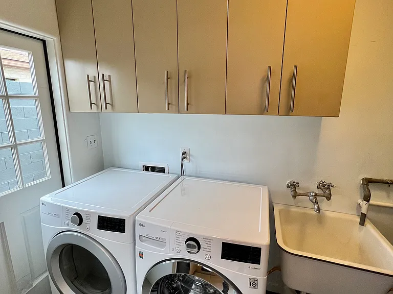 1414 E Palm Ln — Photo 33