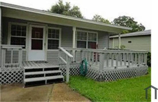 4 bed, 1500 sqft, $1,900 — Photo 2