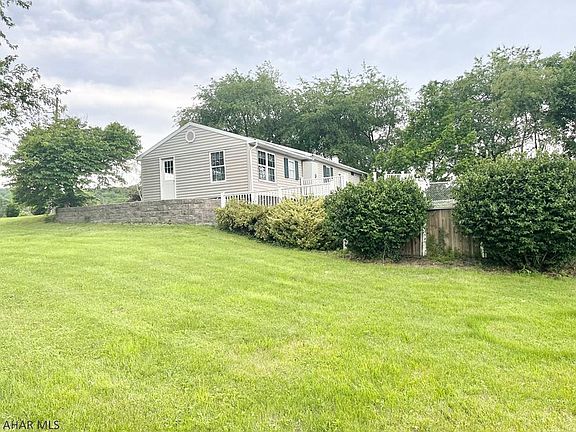 4th image of 139 Kildeer Ln