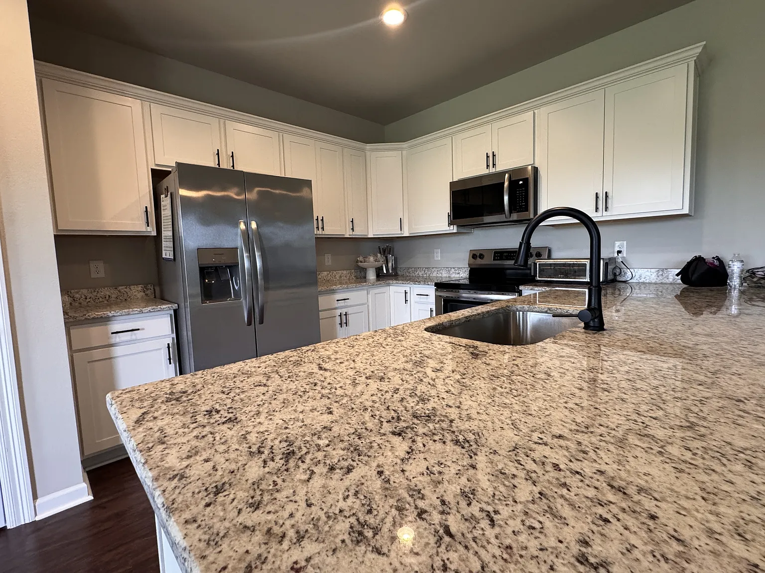 11609 Water View Avenue - 1 — Photo 4