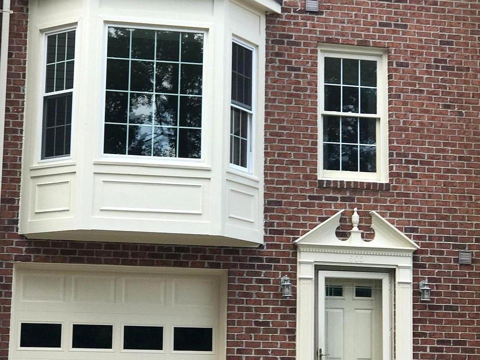 1st image of 605 Twin Brook Ln