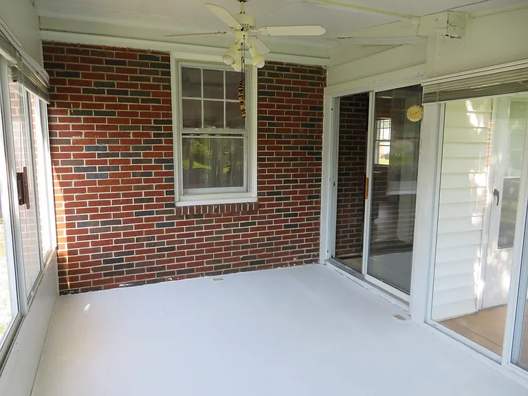 707 Hamilton Ave — Photo 11