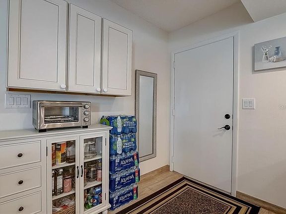 2nd image of 2908 Bancroft Cir E APT A