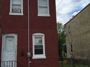 29 Chase St, Trenton, NJ 08638