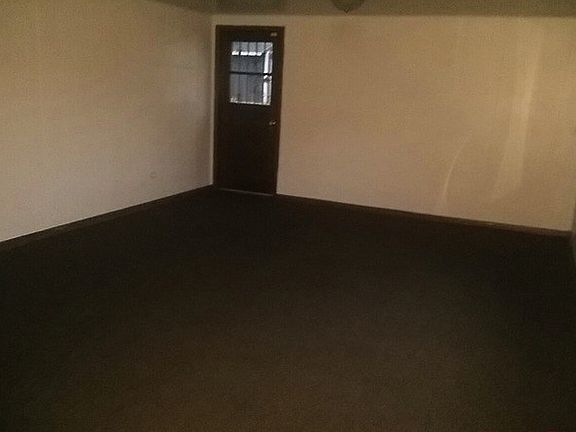 5th image of 16957 Greenwood Ave