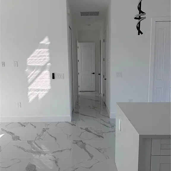 341 Western Ave S — Photo 8