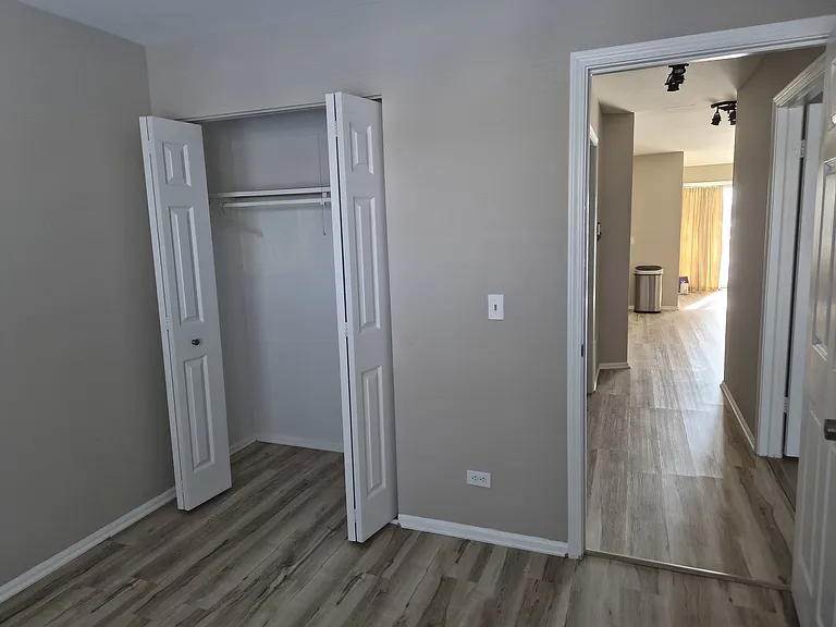 271 Southwick Ct #271 — Photo 16