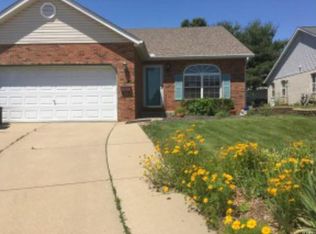 339 Radcliff Rd, Shiloh, IL 62221