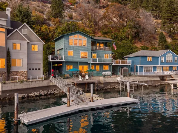 9810 S Lakeshore Road, Chelan, WA 98816