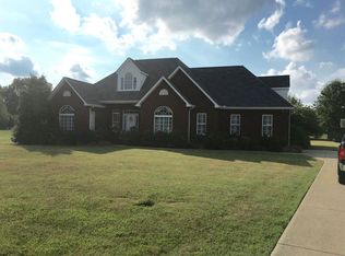 126 Surevue Dr, Murfreesboro, TN 37127
