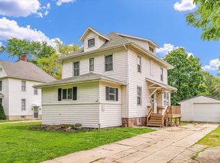 653 S Washington St, Paxton, IL 60957