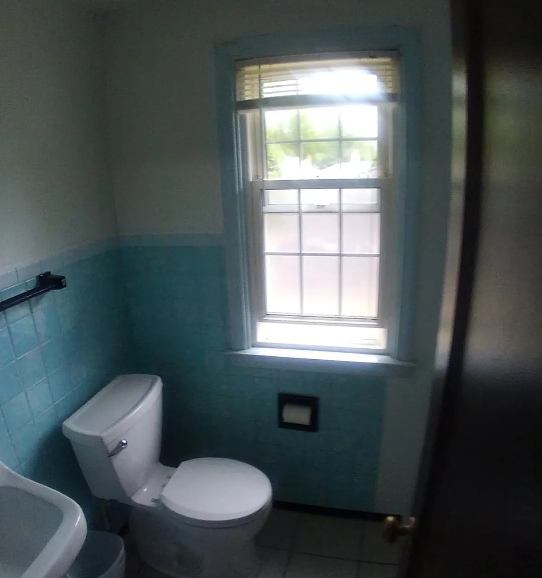 941 Ann St — Photo 3