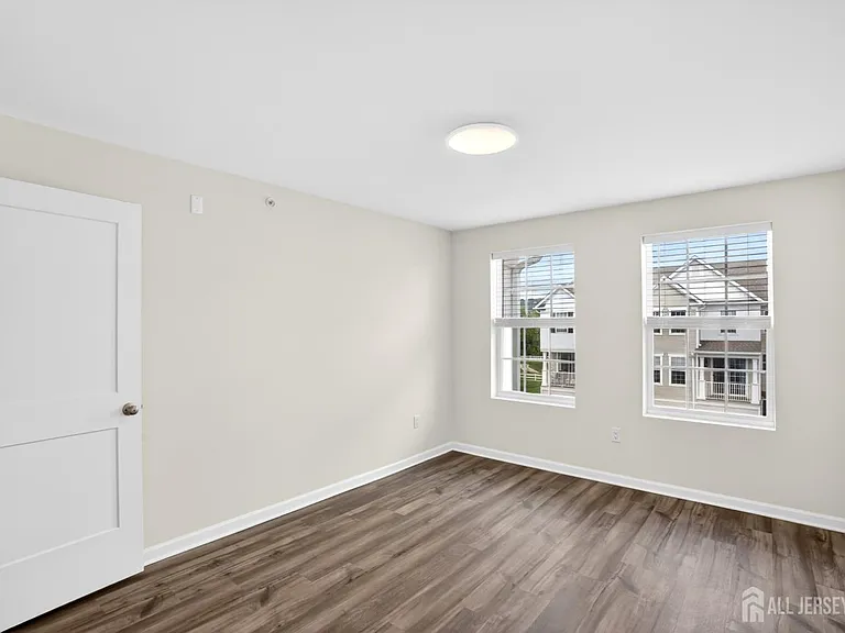 728 Station Rd — Photo 13