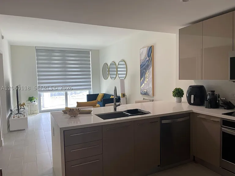 2000 Metropica Way #1105 — Photo 11