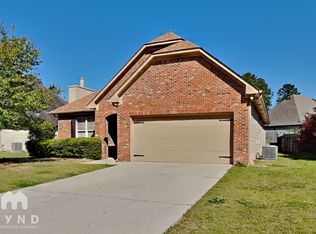 1007 Riviera Dr, Calera, AL 35040