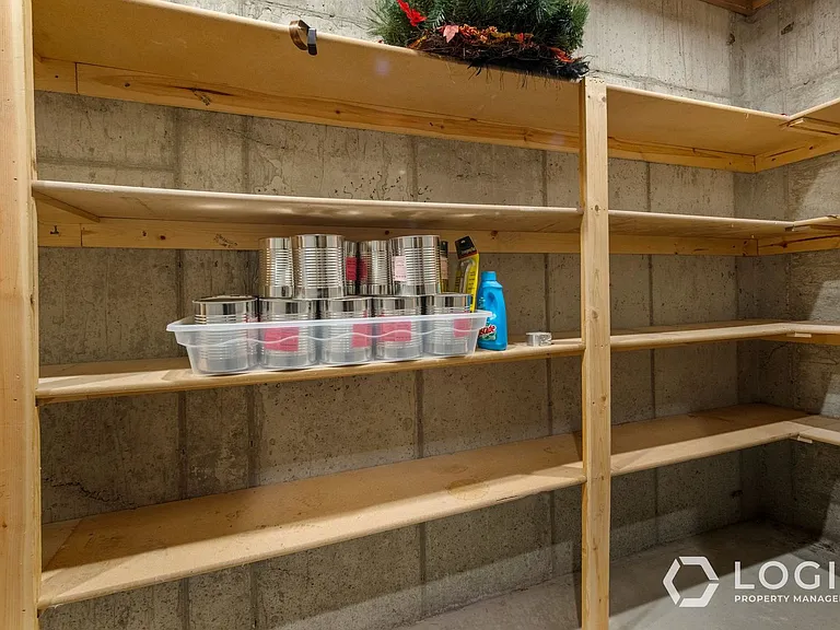 9223 Silver Lake Dr — Photo 34
