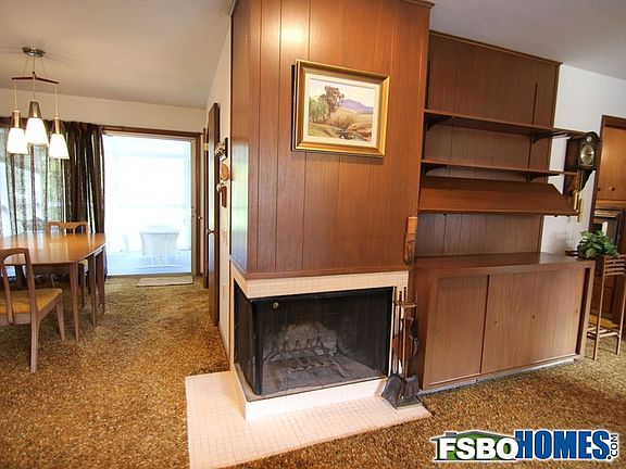 Fireplace in Livng Room