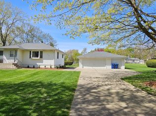 3418 Pacific Ave, Gurnee, IL 60031