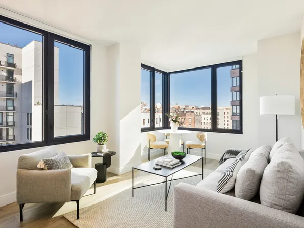 54 Crown Street image 2 of 35