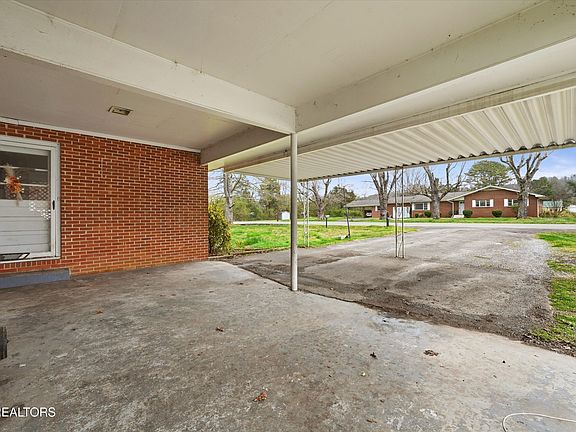 4th image of 194 Meadowview Ln