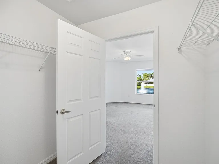 4600 E Moody Blvd #1P — Photo 20
