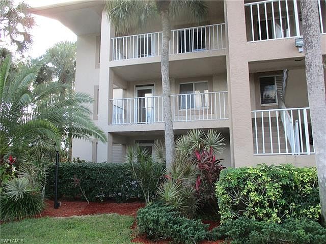 1st image of 7300 Glenmoor Ln #201
