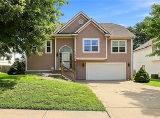 14613 Wicklow St, Smithville, MO 64089