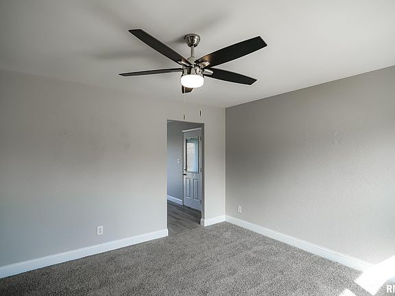 5th image of 6105 N Idlewhile Dr