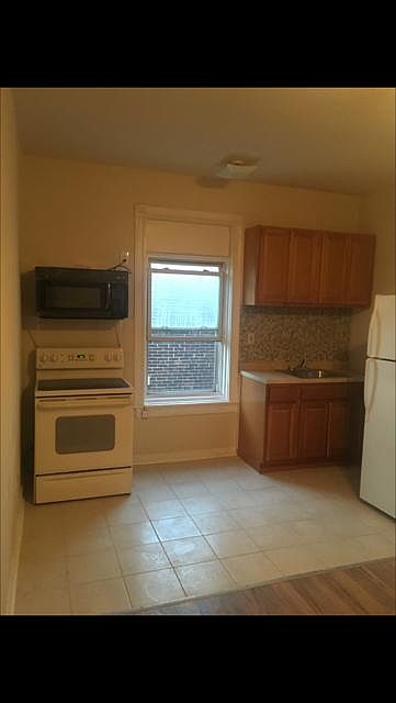 1st image of 1713 W Tioga St #1