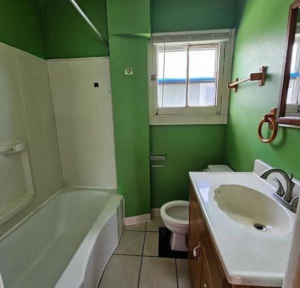 254 Anderson Ave — Photo 4