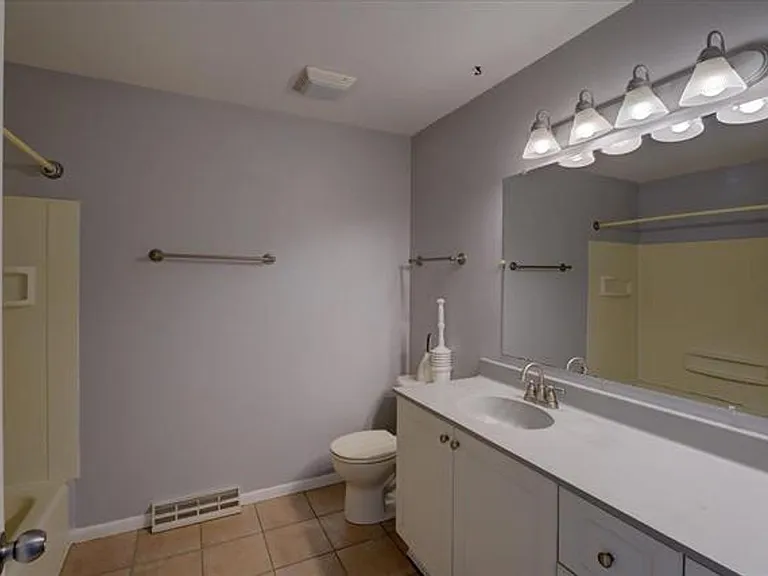 3909 Patrick Henry Way — Photo 35