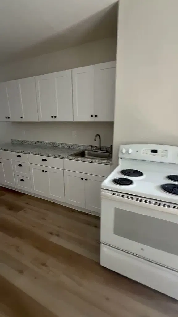 118 Beech St — Photo 1