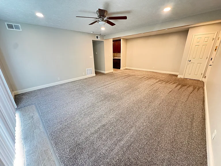 4404 S 27th St #8 — Photo 7