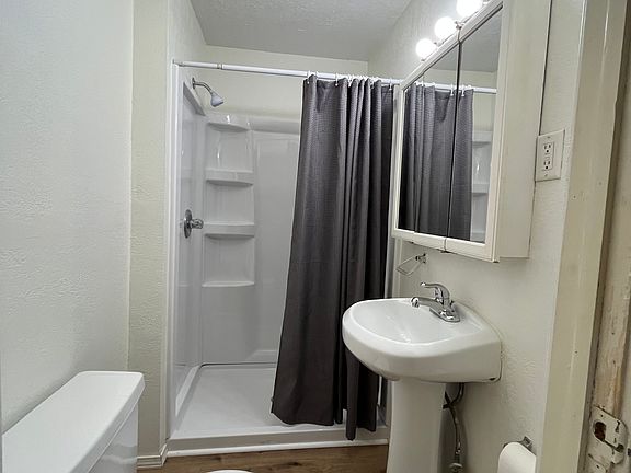 3rd image of 123 W Saint Louis St #119-B