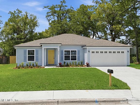 2nd image of 4862 ROYAL Avenue