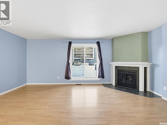 5th image of 316 Prairie Ave #510