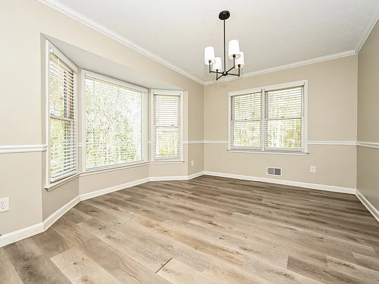 120 Tanglewood Dr — Photo 6