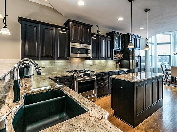 4th image of 6765 Flametree Dr