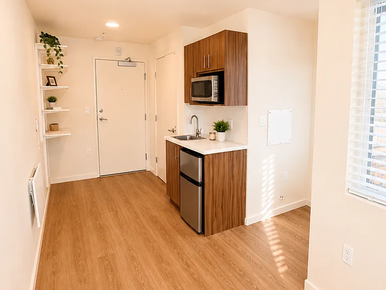 Plaza Apartments — Photo 149