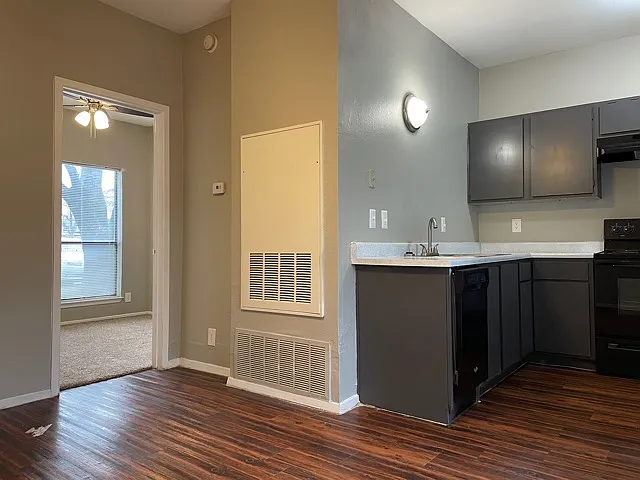 1 bed, 450 sqft, $725 — Photo 4