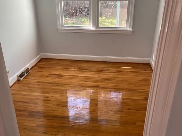 337 Guilford St, West Columbia, SC 29169