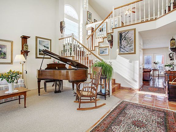 2nd image of 8505 Jean Parrish Ct NE