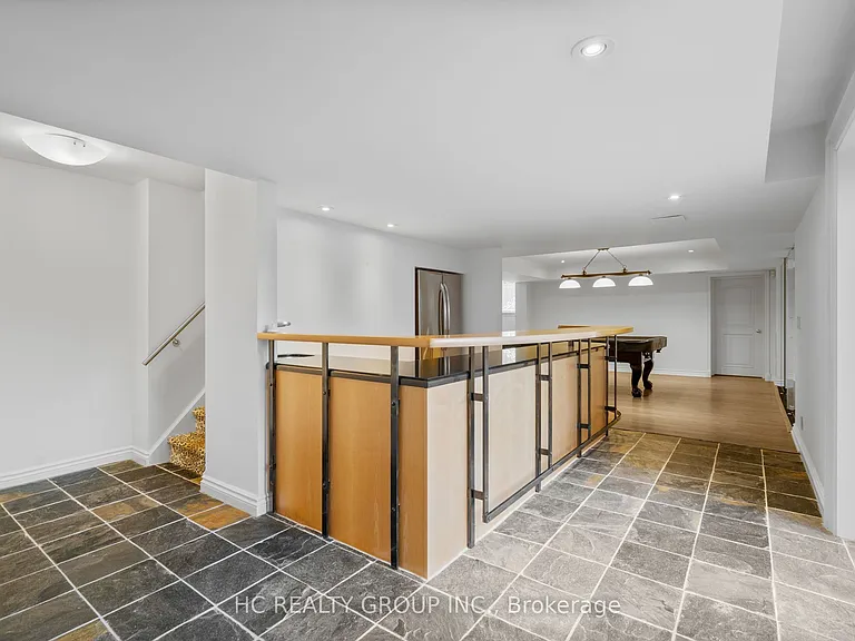 80 Bayview Rdg — Photo 21