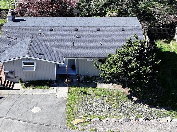 2nd image of 1214 Ransom Ave