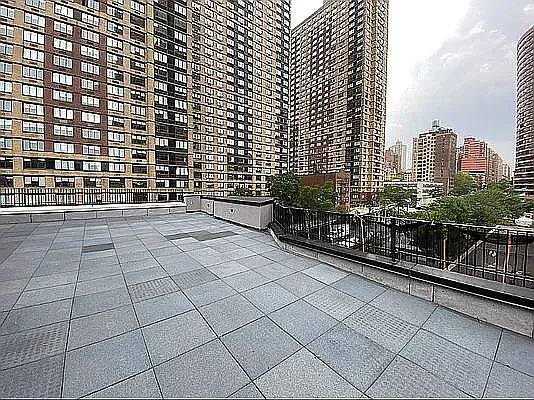 Rented by Skynest  | media 40