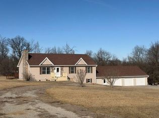 10105 NW Timber Rdg, Cameron, MO 64429