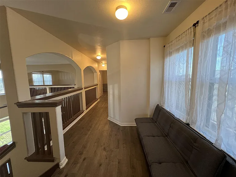 2403 Summers Glen Ct — Photo 12