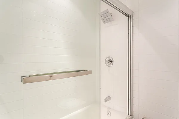 Rented by MNS | media 14