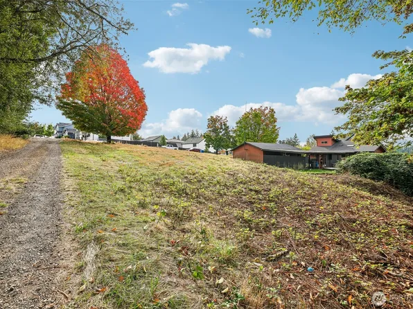 295 N 20th Place, Ridgefield, WA 98642